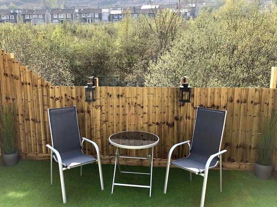 Rhondda Valleys With Breathtaking Riverside Views Llwynypia Eksteriør billede